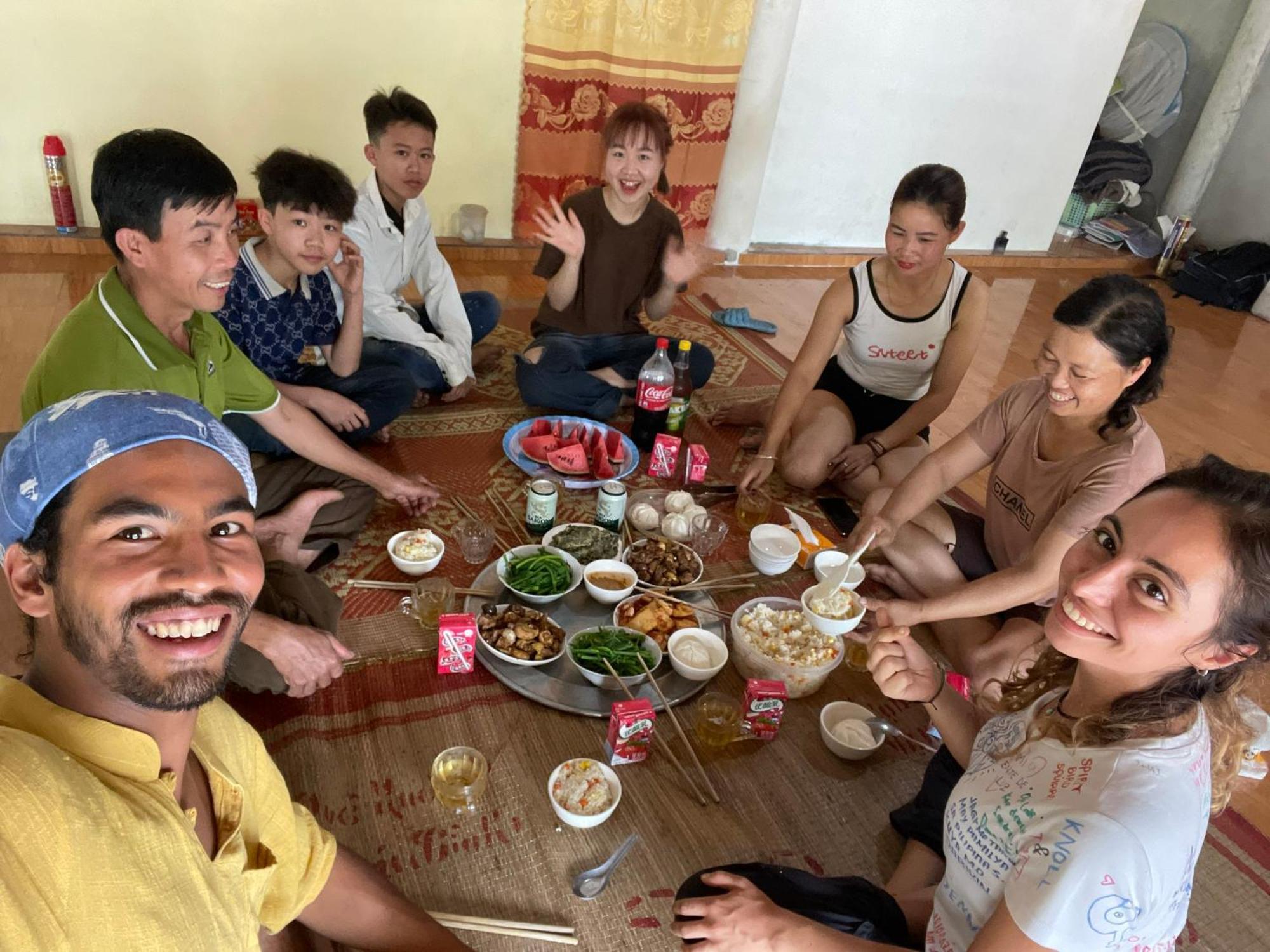 花园别墅 河江 外观 照片